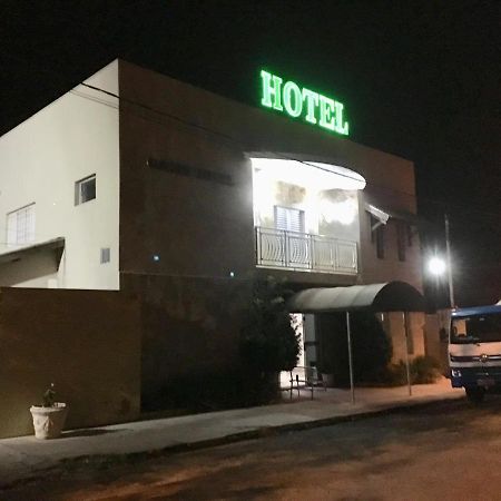 Oasis Hotel Severinia Luaran gambar