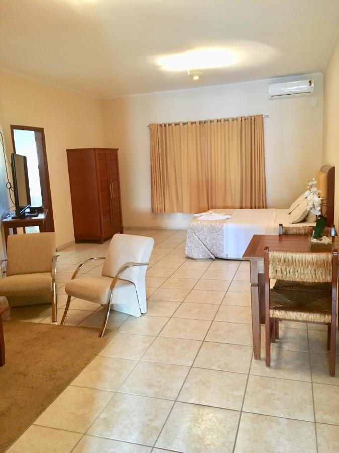 Oasis Hotel Severinia Luaran gambar